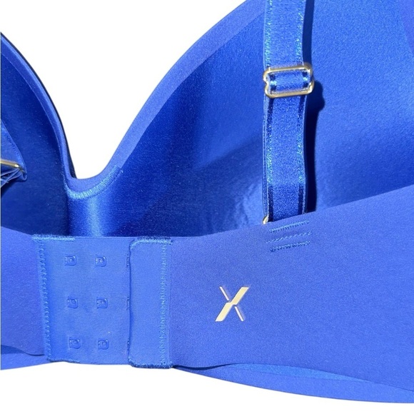 Knix WingWoman Countour Wireless Supportive Bra Cobalt 7 (36DD, 38DD, 36E/DDD) - Picture 7 of 10